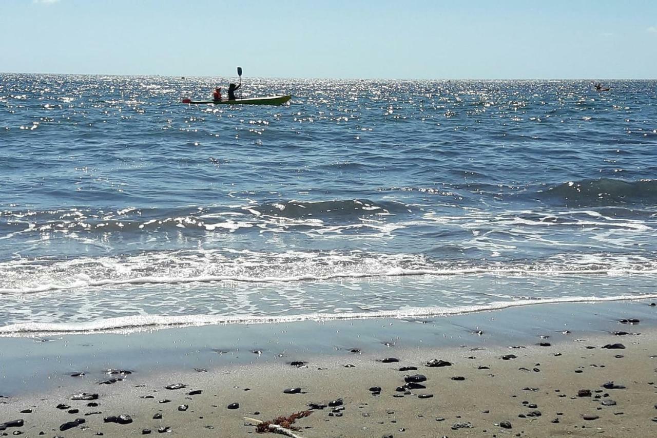 Burero Beach Stay - Comfy - Near Airport & Beaches El Burrero Экстерьер фото